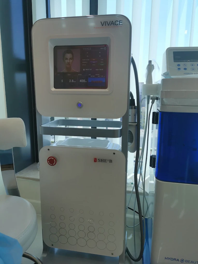 Unique Smile Clinic gallery photo 1